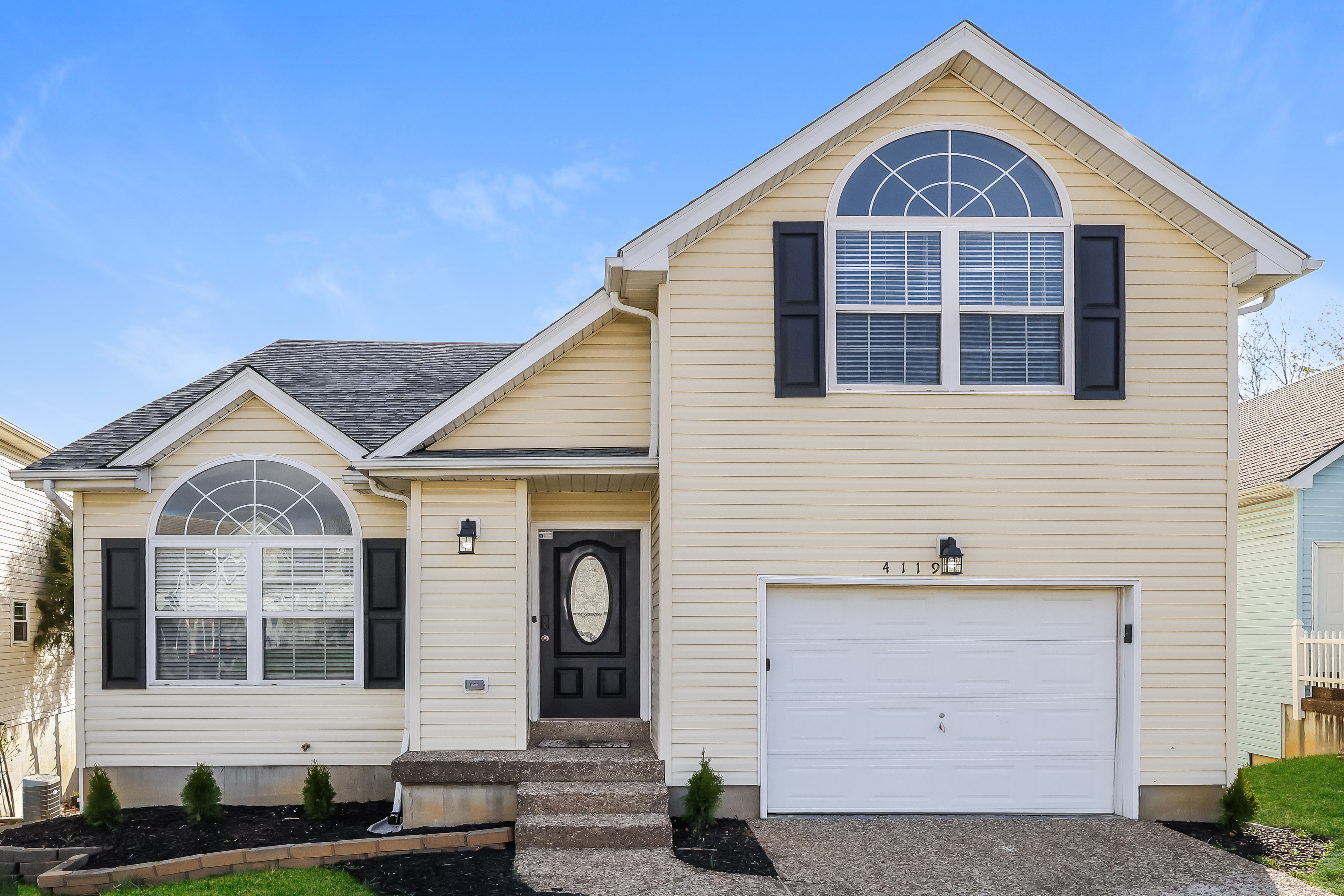 4119 Mimosa View Dr LOUISVILLE, KY 40299